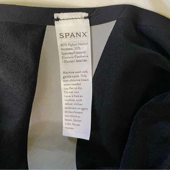 Women’s Spanx OnCore Mid-Thigh Shapewear Comfy Sculpting Bodysuit Size XL Black - Picture 11 of 12